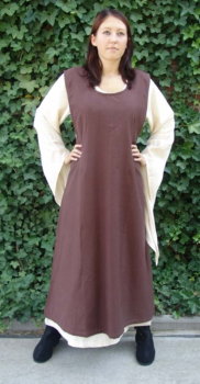 Bäuerliches Überkleid Gerda - dunkelbraun